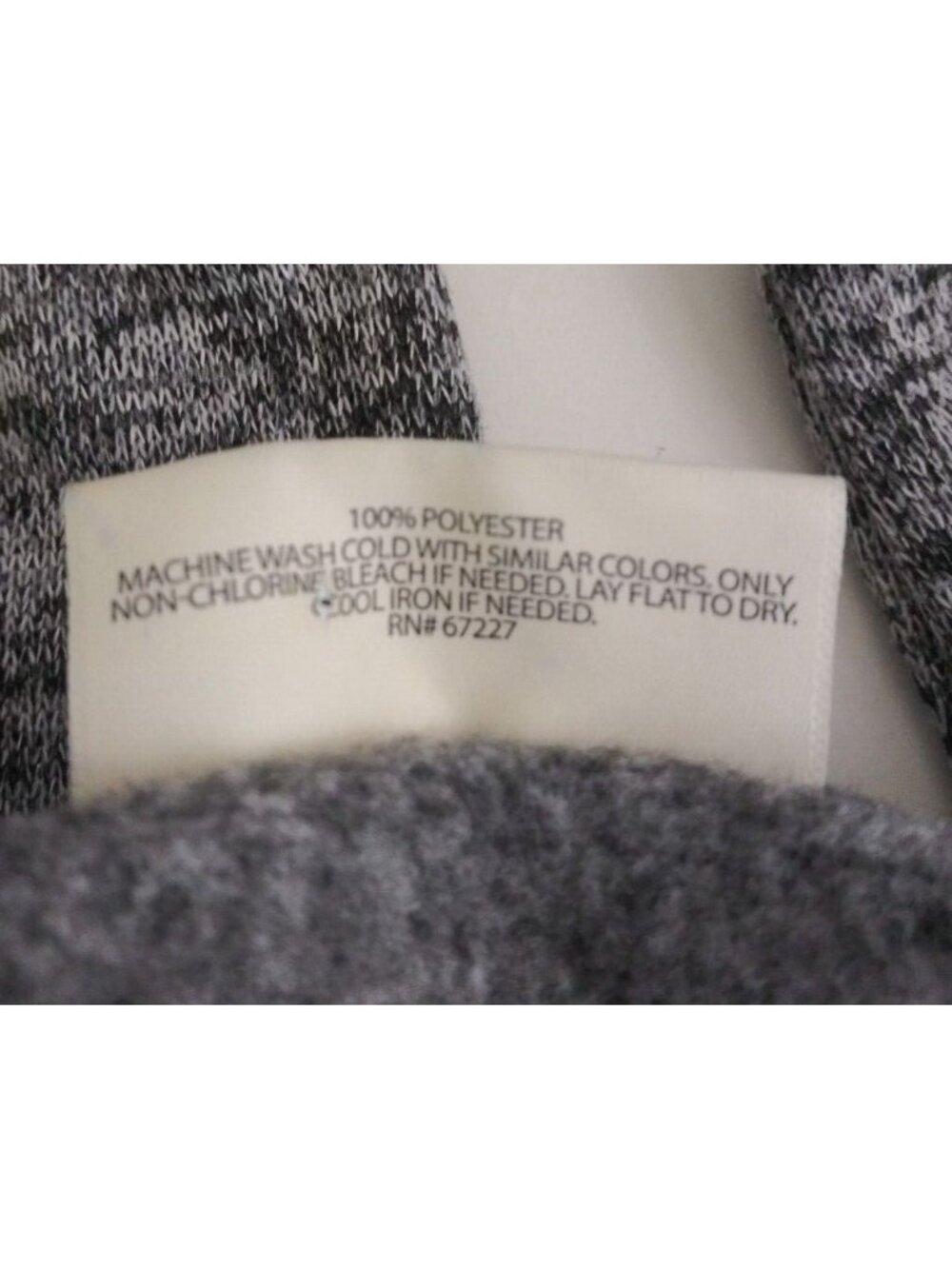 Bobbie Brooks Ladies Gray Sweatshirt Patriotic Military Patch Designs Medium - Picture 8 of 9